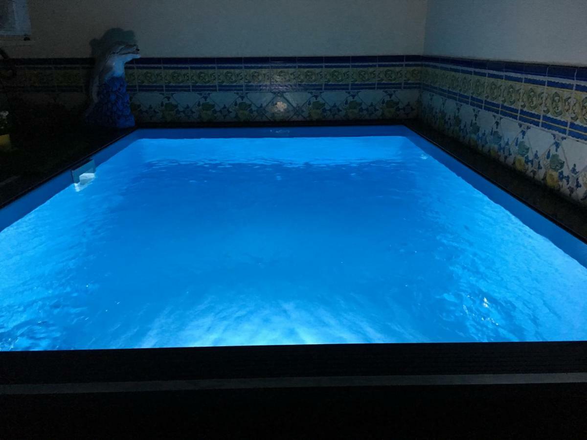 Apartment With Private Patio Fuengirola Buitenkant foto