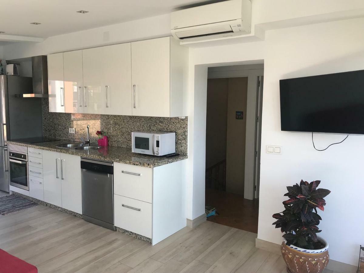 Apartment With Private Patio Fuengirola Buitenkant foto