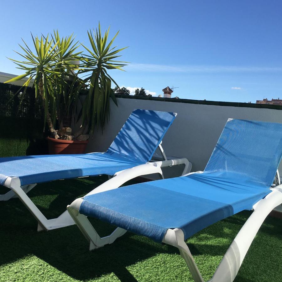 Apartment With Private Patio Fuengirola Buitenkant foto